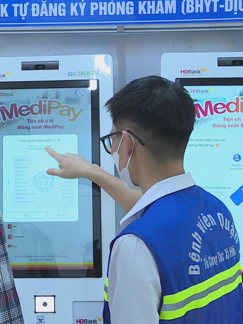 Người tham gia không tốn phí khi đổi nơi đăng ký khám chữa bệnh BHYT