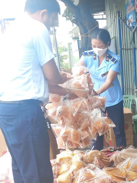 Hàng giả, hàng không rõ nguồn gốc bị phát hiện liên tục ở Đà Nẵng