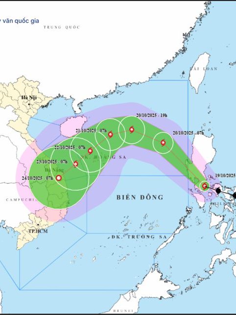Bão Fengshen gần Biển Đông: Cảnh báo gió mạnh, biển động rất mạnh