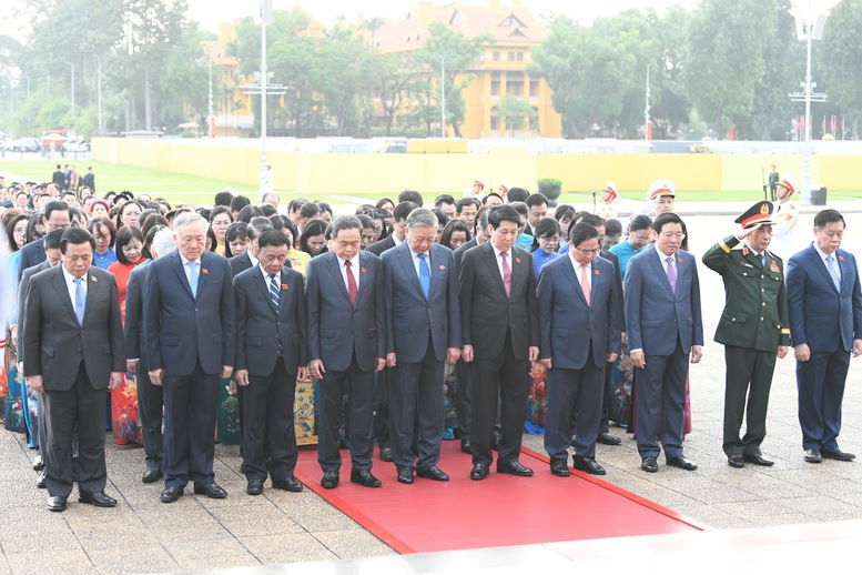 Khai mạc Kỳ họp thứ 10, Quốc hội khóa XV; đồng thời, thực hiện việc tổng kết nhiệm kỳ khóa XV - Ảnh 1.