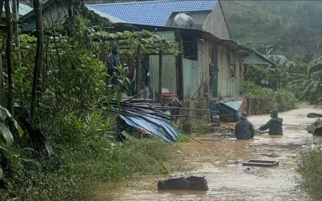 Đà Nẵng ứng phó mưa lớn, sơ tán khẩn hơn 3.500 người dân
