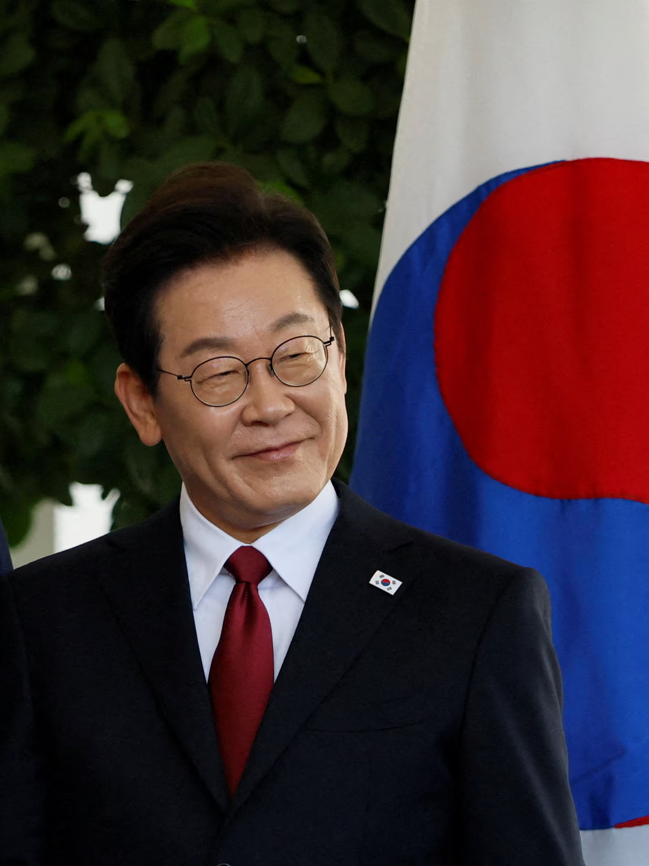 Ông Trump chỉ thị nối lại thử nghiệm vũ khí hạt nhân