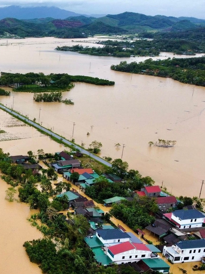 Cảnh báo lũ diện rộng từ Nghệ An đến Quảng Ngãi, nhiều nơi nước sông dâng cao