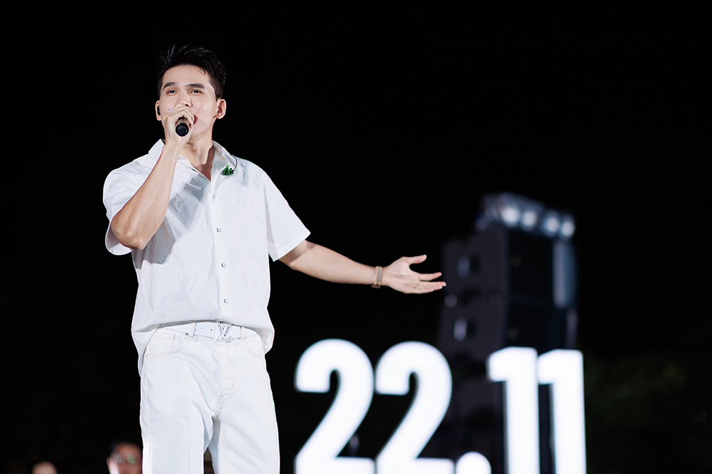 Quốc Thiên tổ chức live concert SKYNote: The Reflection 2025 tại TP . HCM - Ảnh 1. Quốc Thiên tổ chức live concert SKYNote: The Reflection 2025 tại TP . HCM - Ảnh 1.