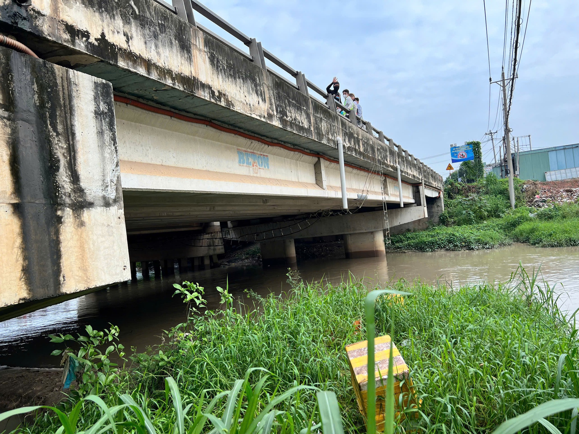 Bắt đầu kiểm định các cầu tại dự án thoát nước gần 6.000 tỉ đồng ở TP. Hồ Chí Minh - Ảnh 2.