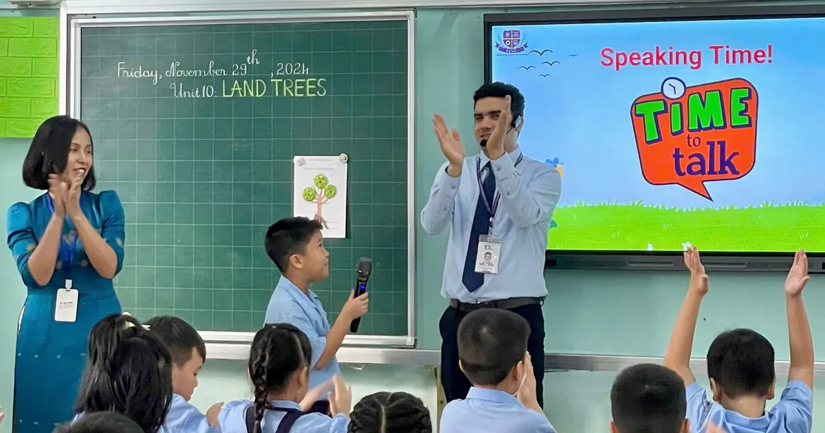 Đưa tiếng Anh thành ngôn ngữ thứ hai trong trường học: Giải bài toán nguồn lực giáo viên