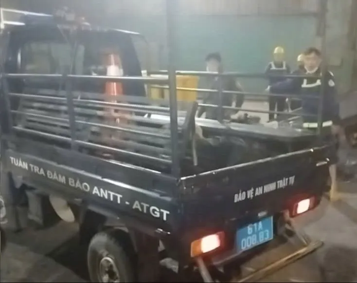 Lãnh đạo UBND phường Bến Cát (TP. Hồ Chí Minh): Xác đà điểu được tiêu hủy đúng quy trình - Ảnh 2.