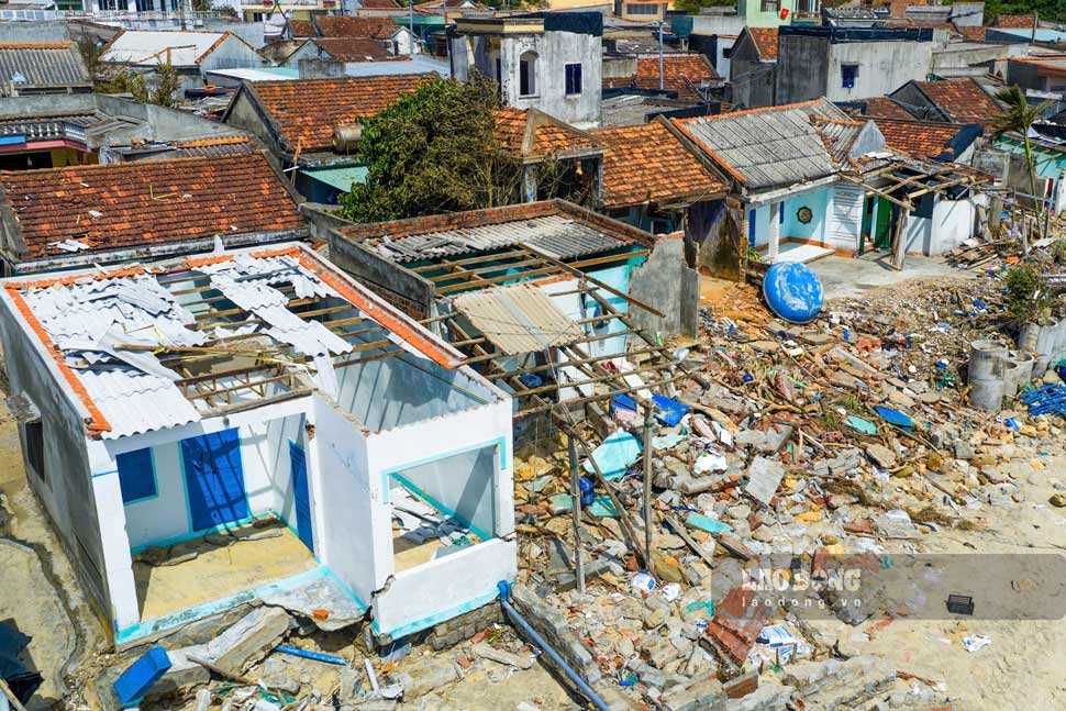 65 xã, phường tan hoang sau bão dữ, Gia Lai công bố tình huống khẩn cấp - Ảnh 2.