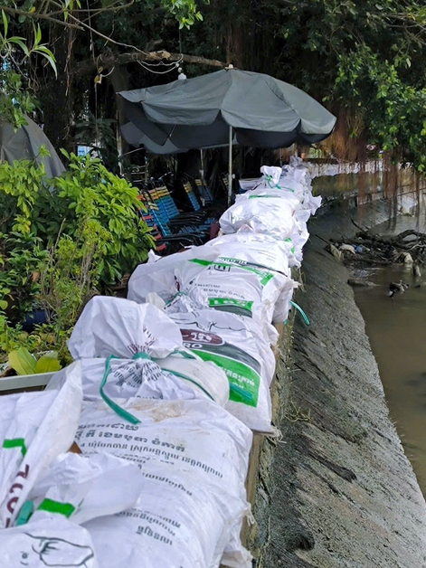 Báo động triều cường ở TP. Hồ Chí Minh ngày càng cao, đỉnh triều có nơi 1,88 mét