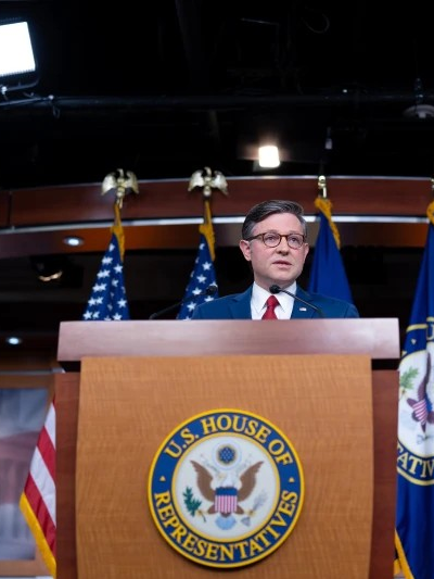 Mỹ chính thức mở cửa lại chính phủ