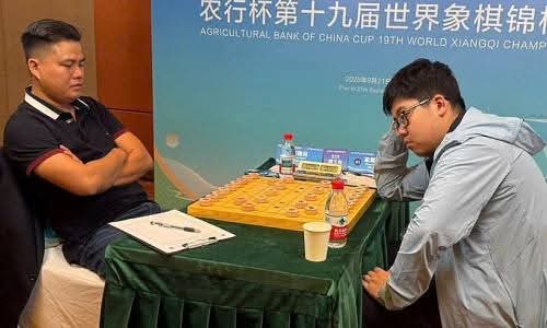 Lại Lý Huynh bại trận trước kỳ thủ 17 tuổi của Trung Quốc- Ảnh 1. Lại Lý Huynh bại trận trước kỳ thủ 17 tuổi của Trung Quốc- Ảnh 1.