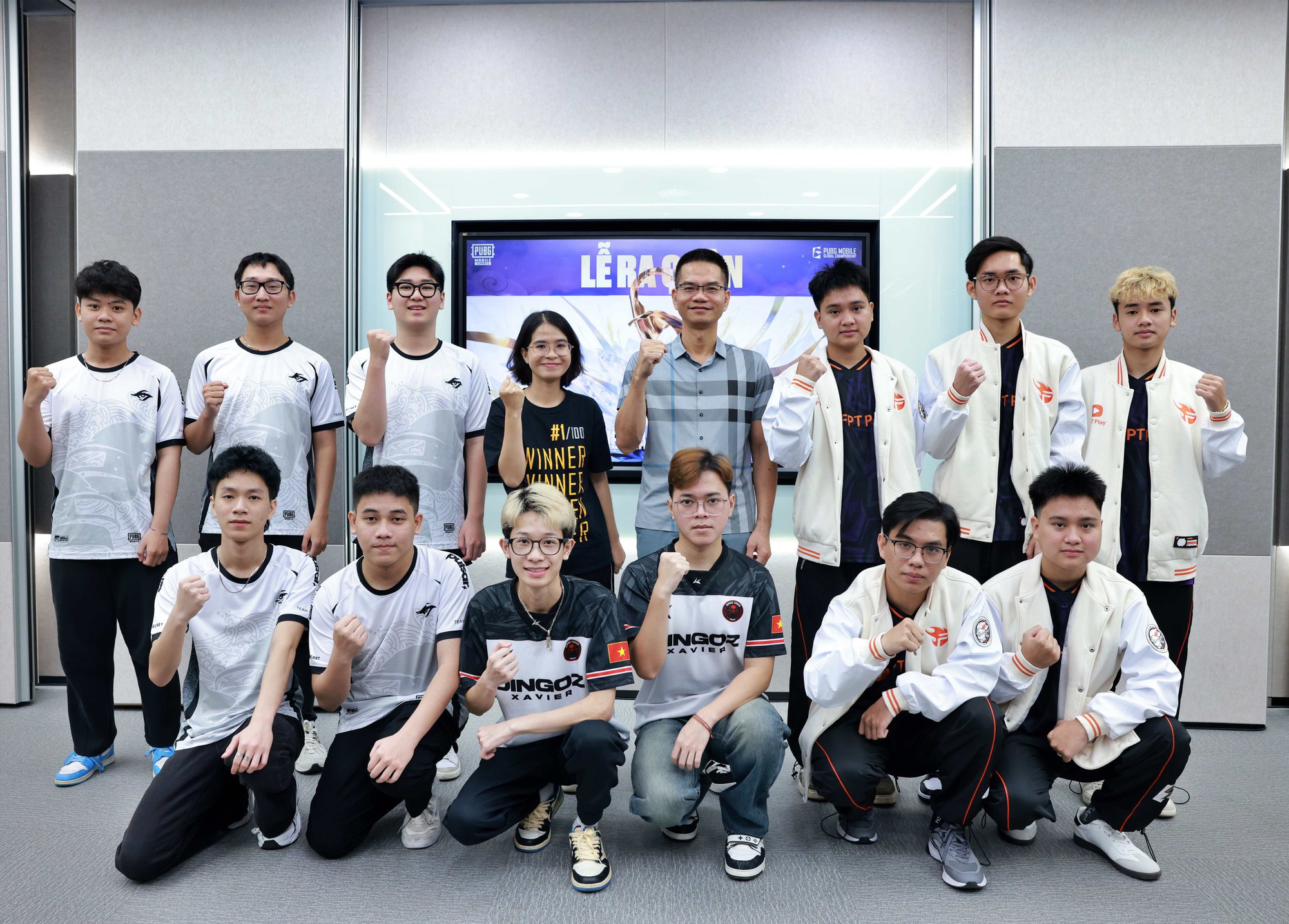 Ba đội tuyển Esports Việt Nam xuất quân đi Thái Lan trước thềm SEA Games 33- Ảnh 1. Ba đội tuyển Esports Việt Nam xuất quân đi Thái Lan trước thềm SEA Games 33- Ảnh 1.