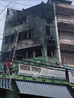 Khánh Hòa: Cháy lớn tại khu nhà trọ nằm sát chợ Đầm