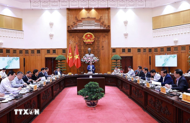 "Khẩn trương trình Bộ Chính trị đề án đầu tư trục đại lộ cảnh quan sông Hồng" - Ảnh 2.