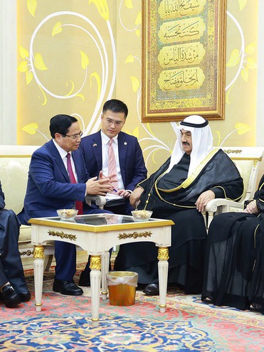 Nguyên Thủ tướng Kuwait ca ngợi Việt Nam là "đất nước của những điều vĩ đại"