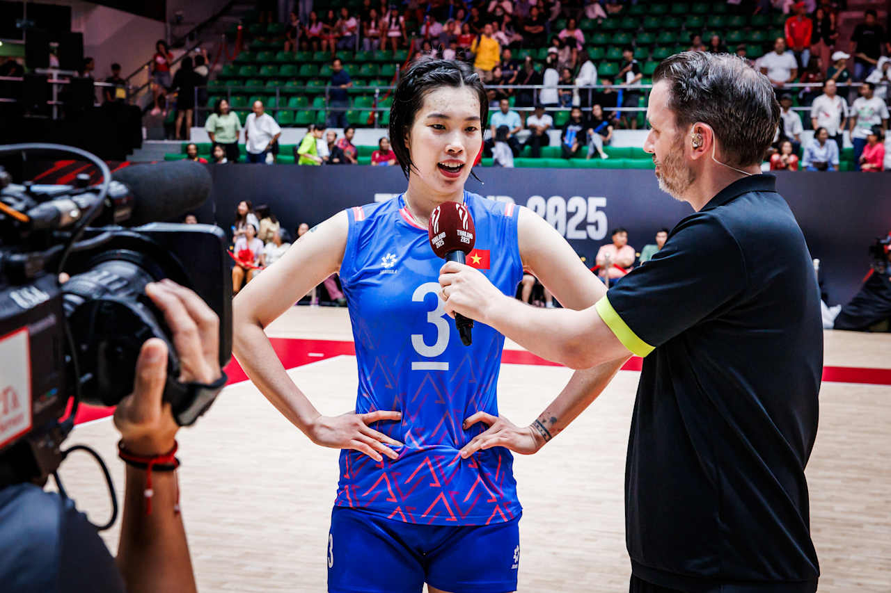 Thanh Thúy vượt trội dàn sao bóng chuyền nữ Thái Lan về mọi thống kê - Ảnh 1.