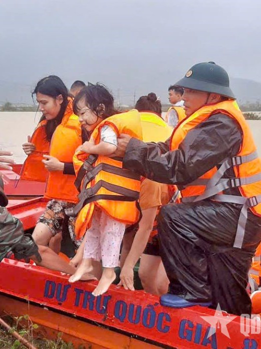 Điểm tựa của nhân dân