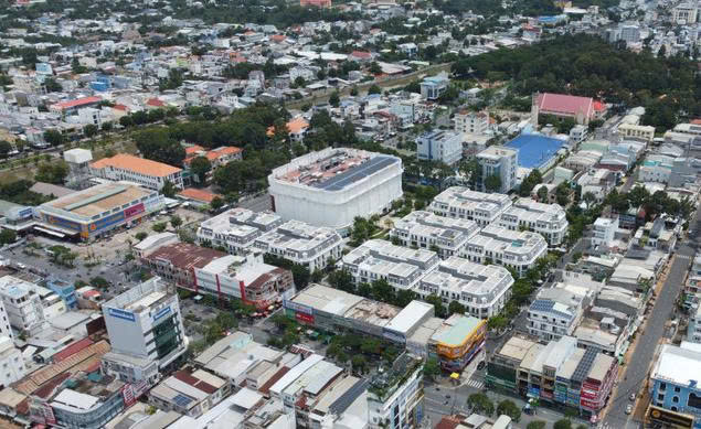 Bộ Nội vụ: Tiếp tục sáp nhập còn 16 tỉnh thành là thông tin không chính xác - Ảnh 1.