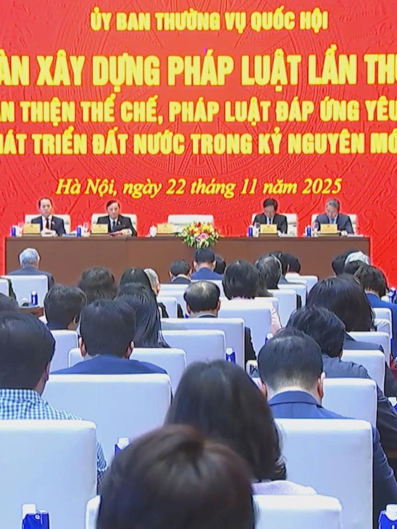 Quốc hội đẩy mạnh đổi mới công tác xây dựng pháp luật