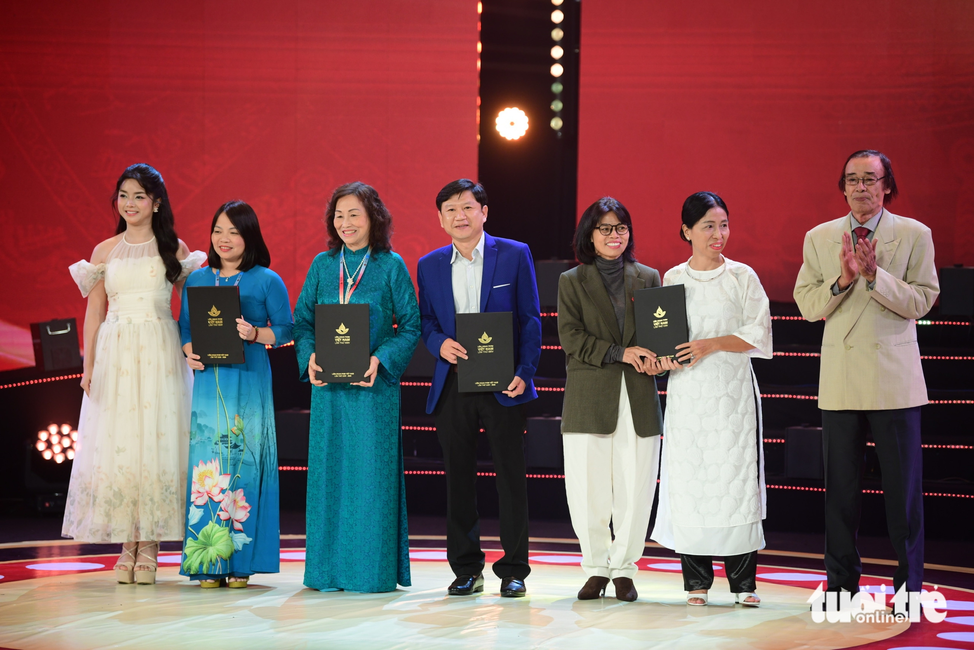 Địa đạo nhận giải thưởng dành cho phim được quay tại TP.HCM - Ảnh 1. Liên hoan phim Việt Nam - Ảnh 13.