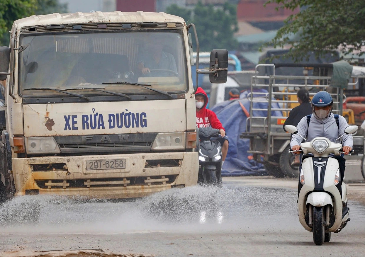 Hà Nội và 6 tỉnh 'ô nhiễm không khí nghiêm trọng' 10 ngày tới- Ảnh 1. Hà Nội và 6 tỉnh 'ô nhiễm không khí nghiêm trọng' 10 ngày tới- Ảnh 1.