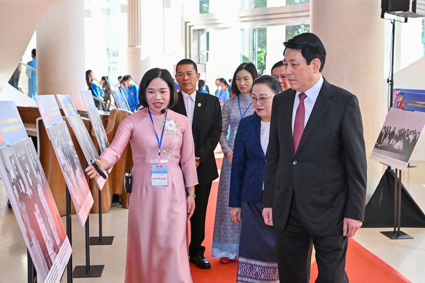 Chủ tịch nước dự Lễ kỷ niệm 50 năm Quốc khánh Lào và 105 năm Ngày sinh Chủ tịch Kaysone Phomvihane - Ảnh 4.