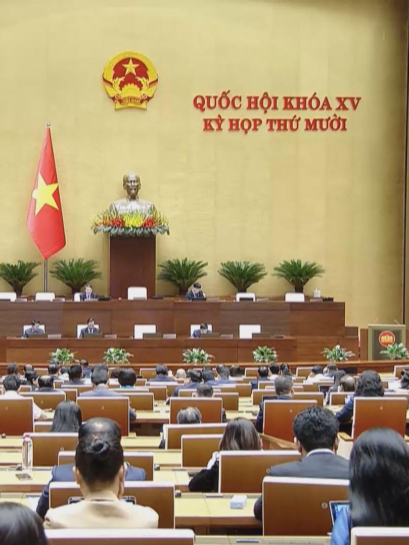 Quốc hội thảo luận dự thảo Luật Đầu tư sửa đổi: Nhiều ý kiến đề xuất cấm các chất gây nghiện và bóng cười