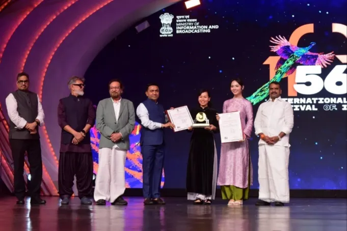 Phim Việt Nam ''Skin of Youth'' thắng giải cao nhất tại Liên hoan phim quốc tế Ấn Độ- Ảnh 1.