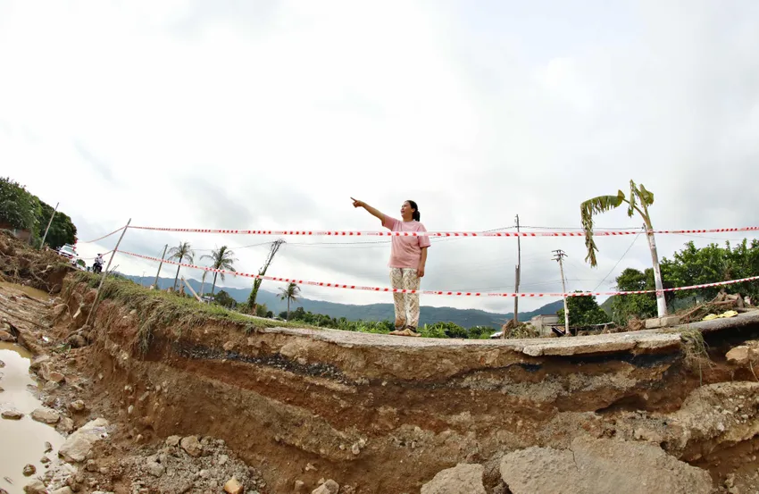Vụ vỡ hồ chứa: Chủ tịch Lâm Đồng yêu cầu kiểm tra ngay giấy phép của doanh nghiệp - Ảnh 3.
