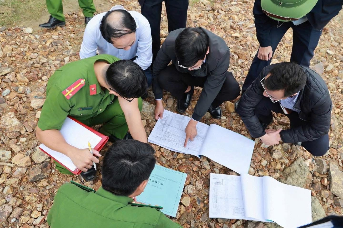 Phú Thọ: Khởi tố vụ án vi phạm quy định về xây dựng gây hậu quả nghiêm trọng cầu Sông Lô - Ảnh 1.