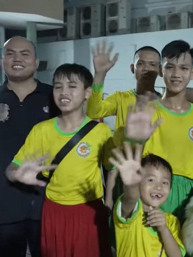 Người chung quanh ta - Tập 4 - Long Nhi Đường: Câu chuyện của "ba Nam" và những đứa con không chung huyết thống