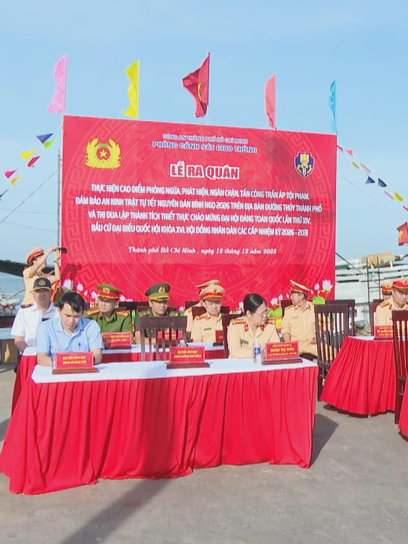 Ra quân thực hiện cao điểm tấn công trấn áp tội phạm trên đường thủy