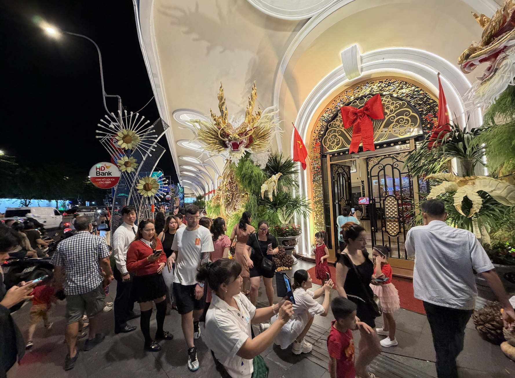 - Ảnh 5. - Ảnh 5.