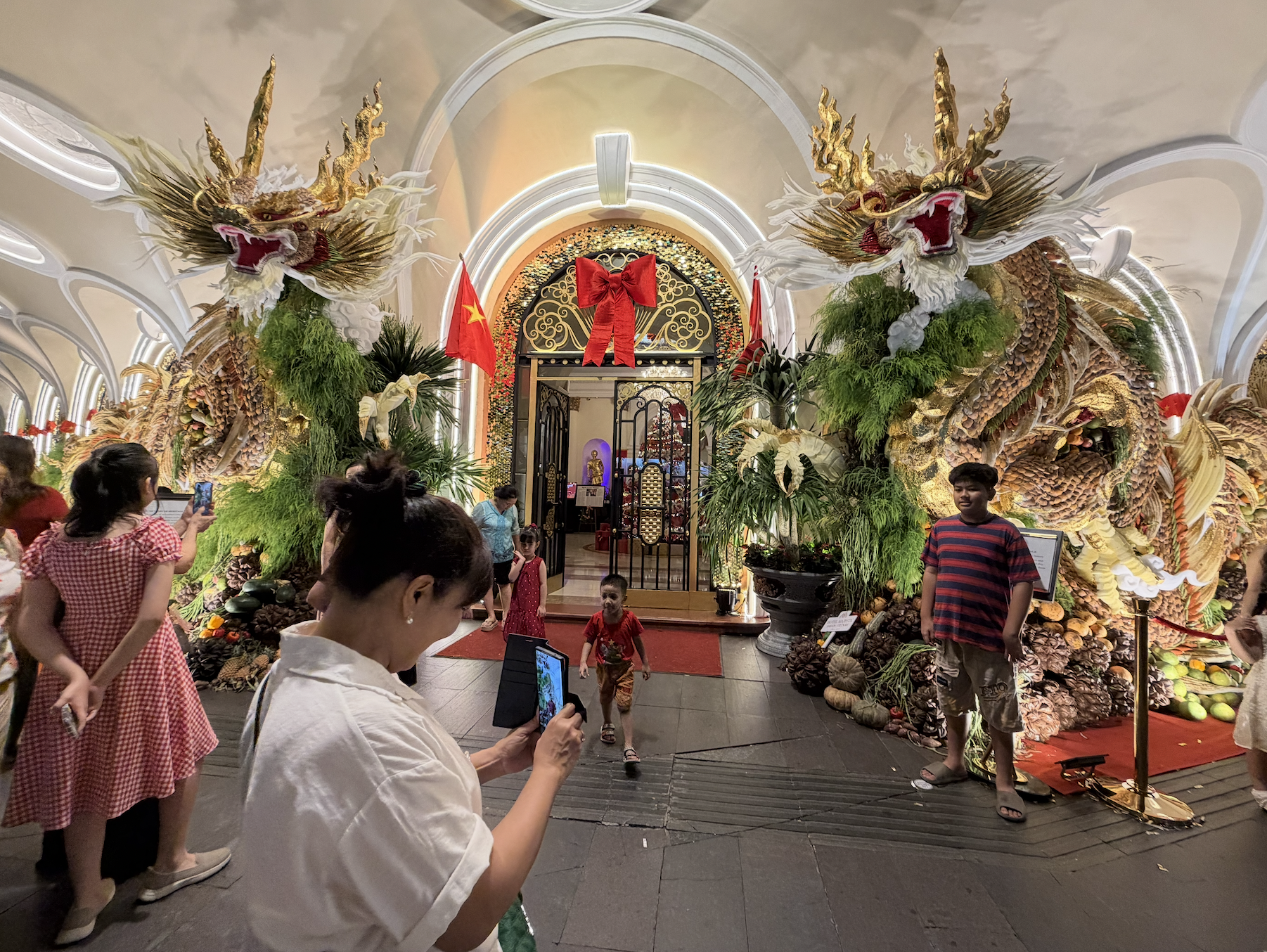 - Ảnh 4. - Ảnh 4.