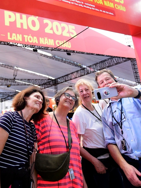 Hôm nay (13/12), phở các vùng miền hội tụ trong lễ hội Ngày của Phở ở TP. Hồ Chí Minh