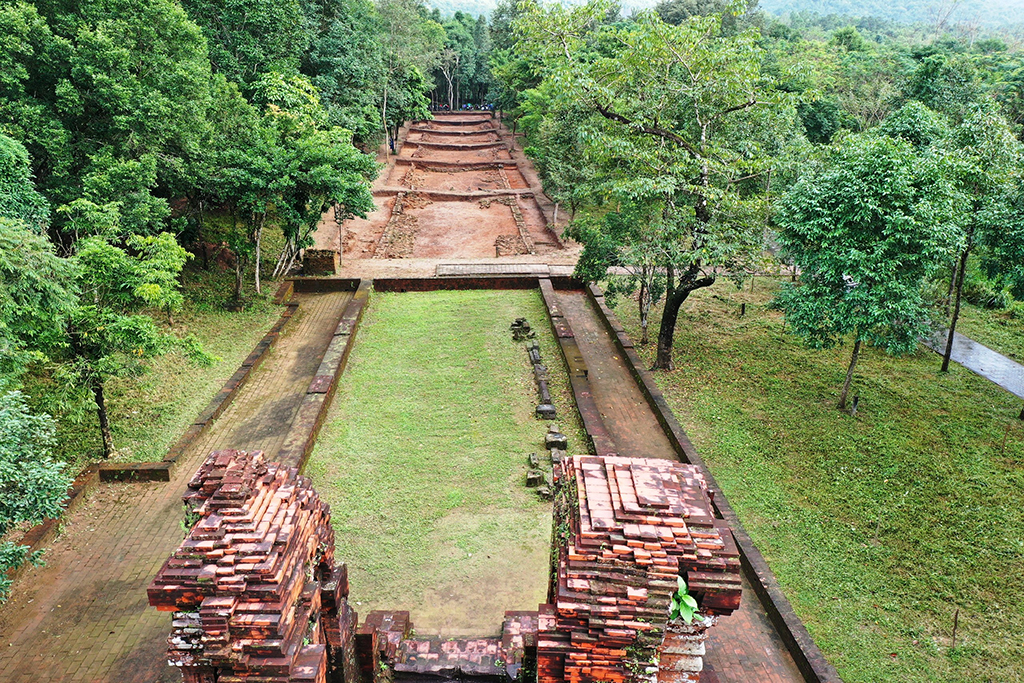 Diện mạo 'con đường thiêng' độc nhất dẫn vào thánh địa Mỹ Sơn- Ảnh 1. Diện mạo 'con đường thiêng' độc nhất dẫn vào thánh địa Mỹ Sơn- Ảnh 1.