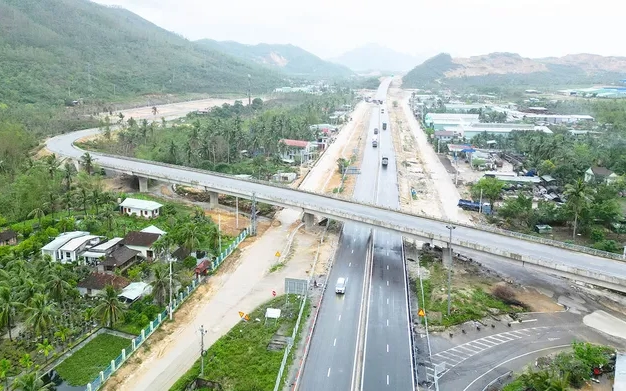 Các dự án giao thông trọng điểm qua miền Trung - Tây Nguyên: Sẵn sàng thông xe, tạo xung lực phát triển