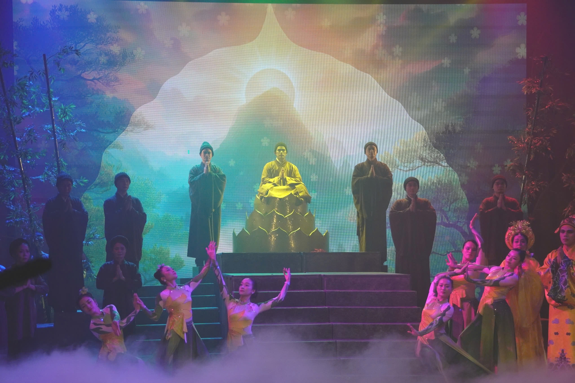 Đưa dê, khỉ, lợn, ngỗng làm xiếc trong vở diễn về Phật hoàng Trần Nhân Tông - Ảnh 1. Trần Nhân Tông - Ảnh 1.