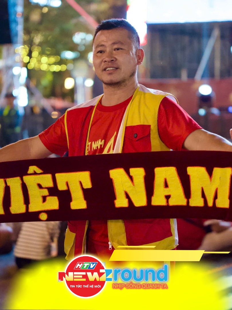 Nhiều tuyến đường lớn tại TP. Hồ Chí Minh rực sắc đỏ trước thềm chung kết