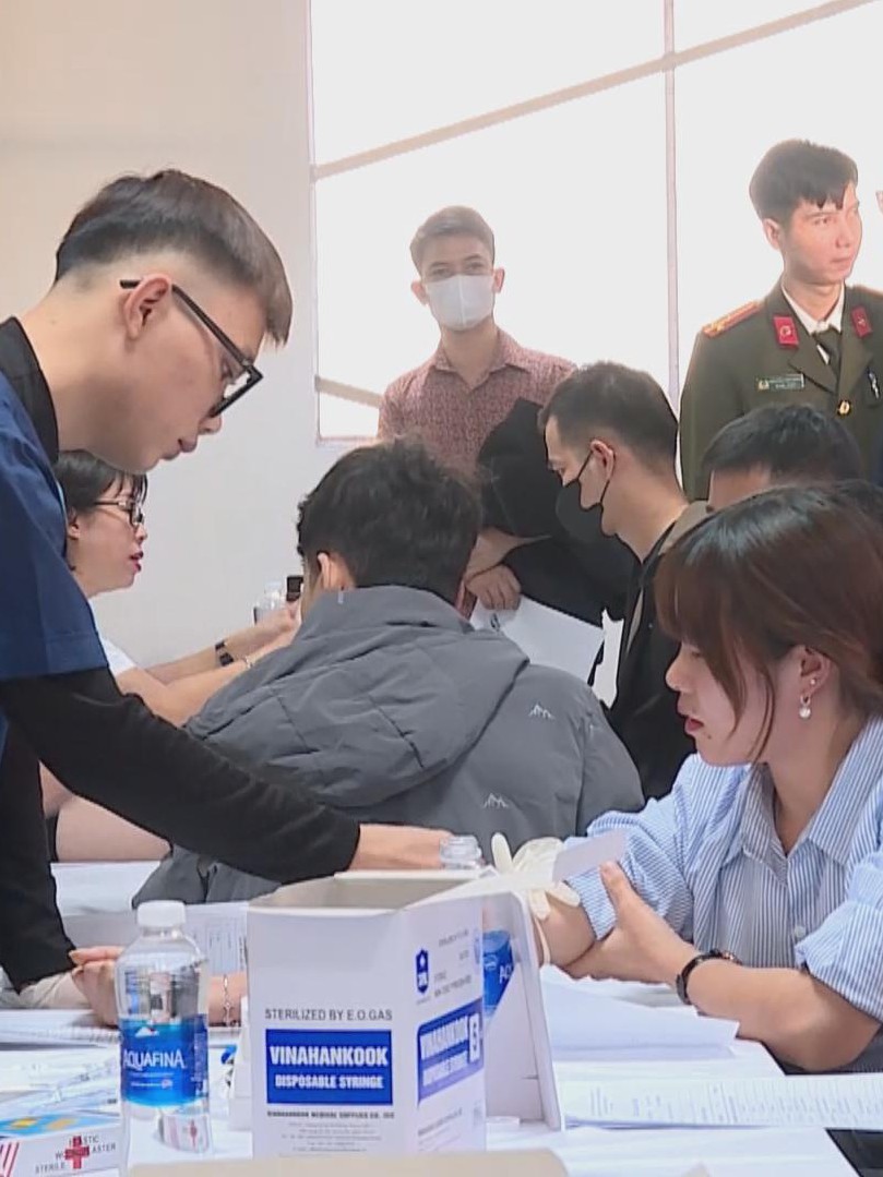 Triển khai khám bệnh miễn phí cho công nhân tại 7 tỉnh thành đến hết quý I/2026