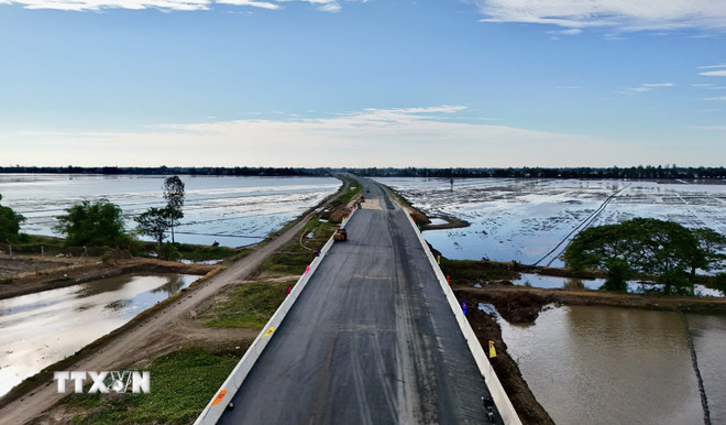 "234 công trình, dự án trọng điểm mở ra không gian phát triển mới" - Ảnh 3.