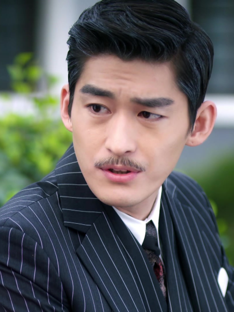 Về lại Hồng Kông thập niên 90 qua "Vua điện ảnh"