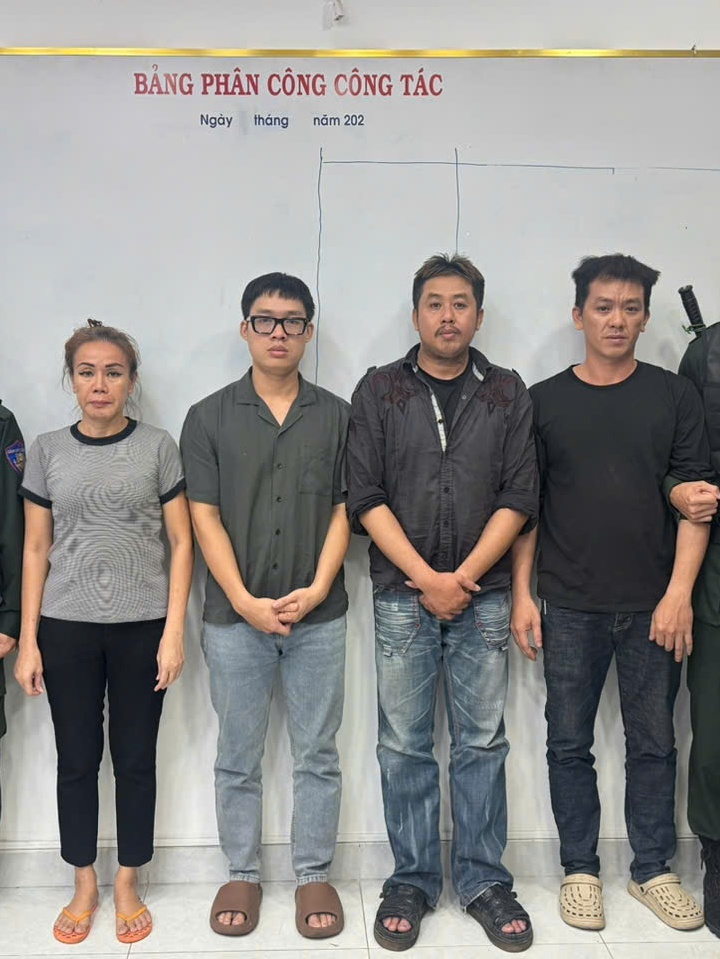 TP. Hồ Chí Minh triệt phá đường dây sản xuất, tiêu thụ gas giả quy mô lớn, ẩn mình sau công ty hợp pháp