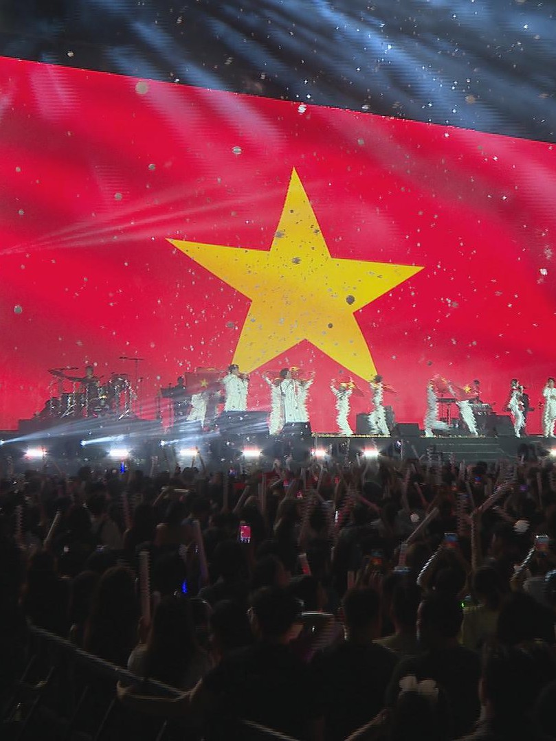 Hozo City Tết Fest 2025 thắp sáng không gian lễ hội bên sông Sài Gòn