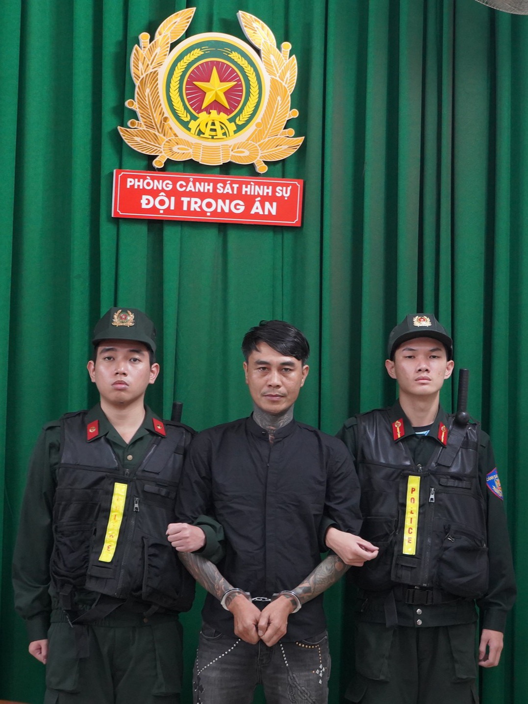 Tiếp tục khởi tố 15 đối tượng liên quan đến hoạt động đòi nợ thuê núp bóng các doanh nghiệp mua bán nợ, bảo vệ, vệ sĩ.