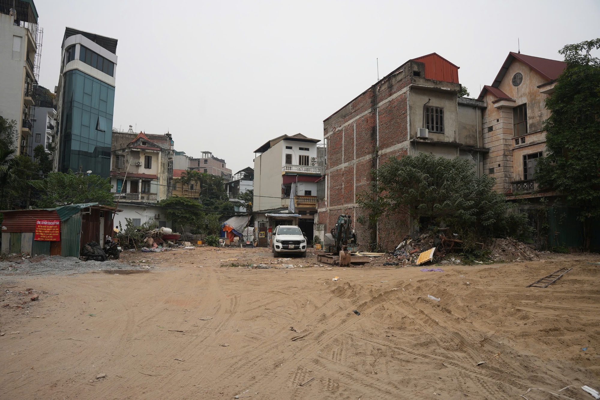 Hà Nội cắt điện, nước, cưỡng chế thu hồi đất làm đường Vành đai 2,5- Ảnh 3.