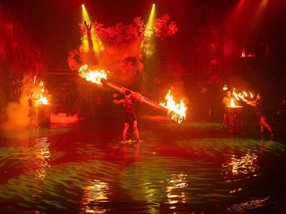 Sân khấu TP. Hồ Chí Minh kín lịch đầu năm mới 2026- Ảnh 6.