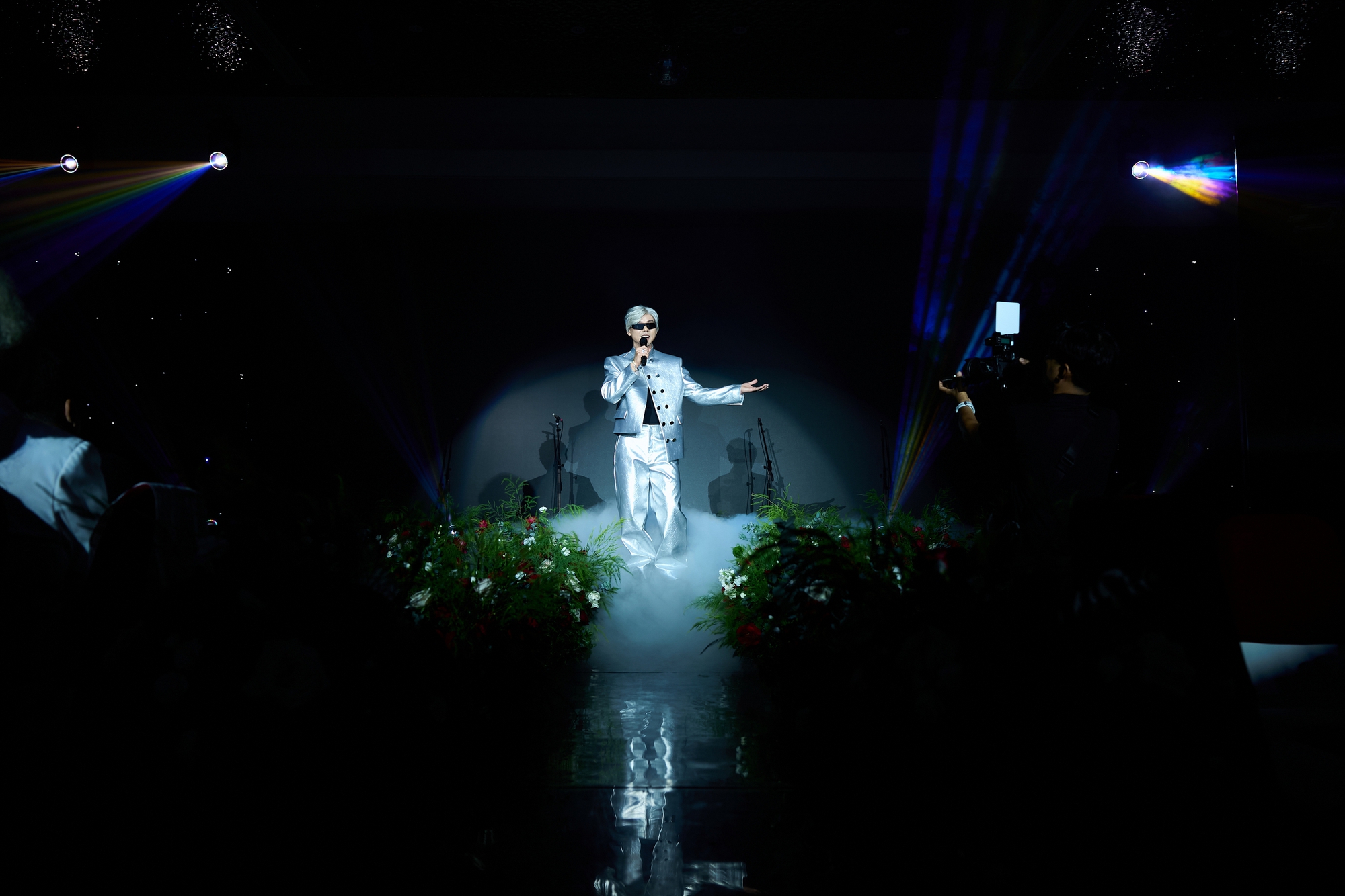 Phan Đinh Tùng đón tuổi 50 ra sao?- Ảnh 4.