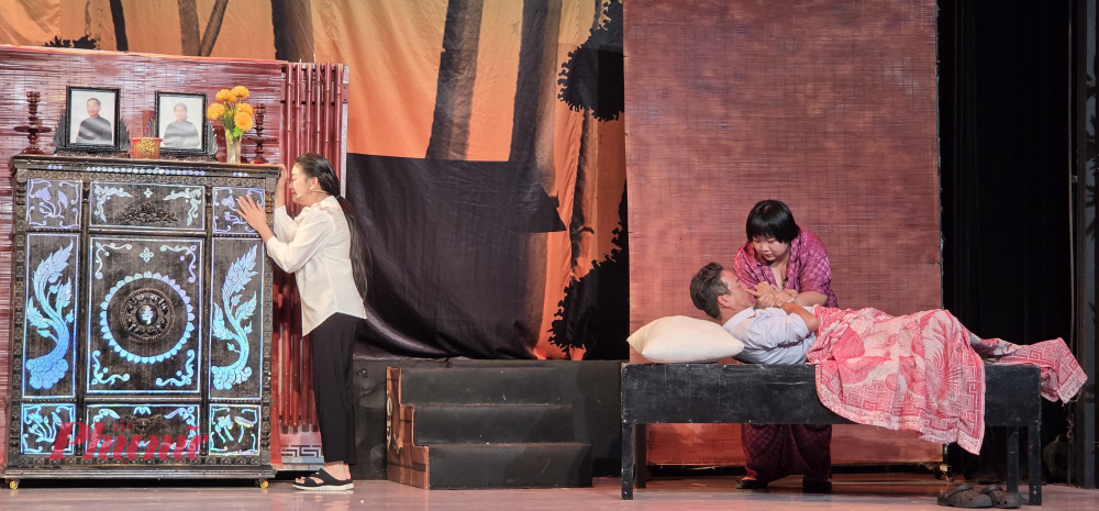 Sân khấu TP. Hồ Chí Minh kín lịch đầu năm mới 2026- Ảnh 4.