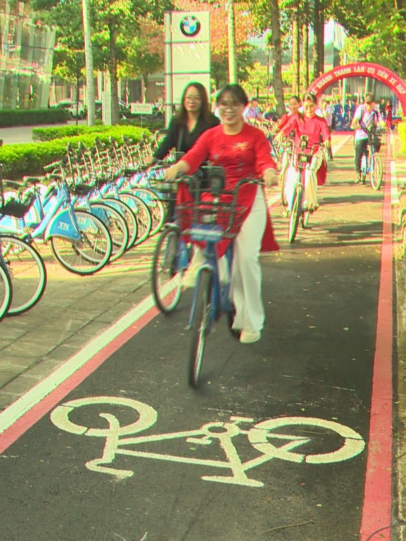 TP. Hồ Chí Minh khánh thành làn đường riêng cho xe đạp đầu tiên trên đường Mai Chí Thọ